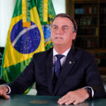 Bolsonaro mantém R$ 1,7 bi para servidores, mas veta R$ 1,3 bi de emendas