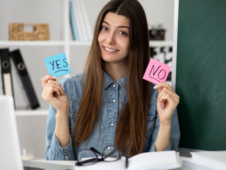 Como Escolher a Melhor Escola de Inglês: Guia Completo 2025