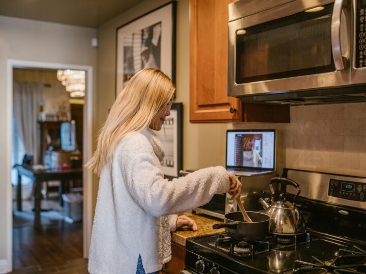 Cozinhar como Lazer: Transforme sua Paixão em Arte com Cursos de Gastronomia Online