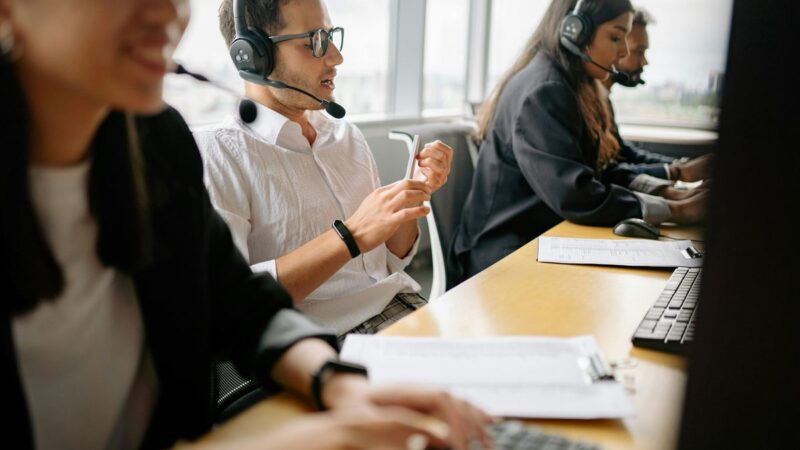 Quais métricas acompanhar em estratégias de atendimento colaborativo